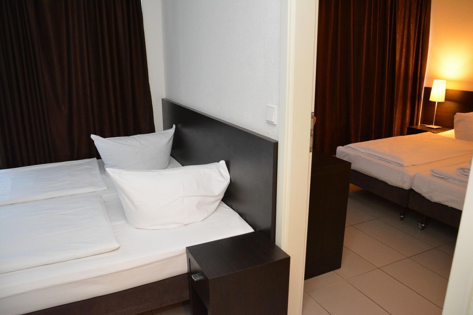 Mosel Hotel Frankfurt am Main Dış mekan fotoğraf