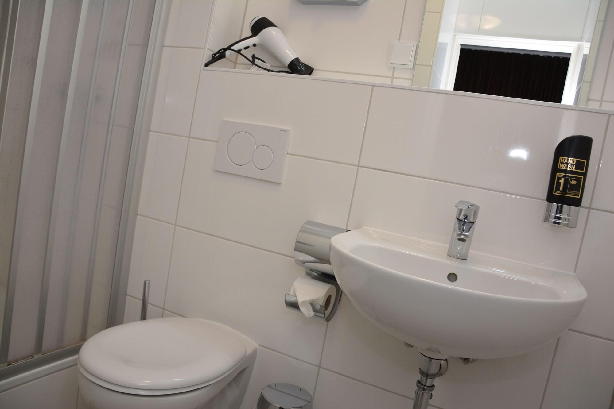 Mosel Hotel Frankfurt am Main Dış mekan fotoğraf