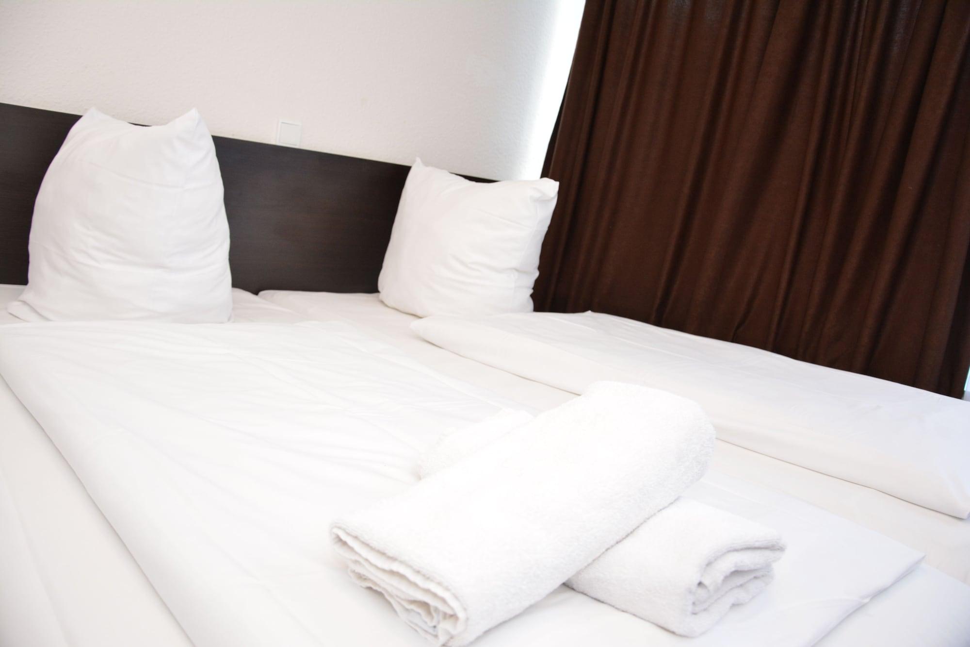 Mosel Hotel Frankfurt am Main Dış mekan fotoğraf