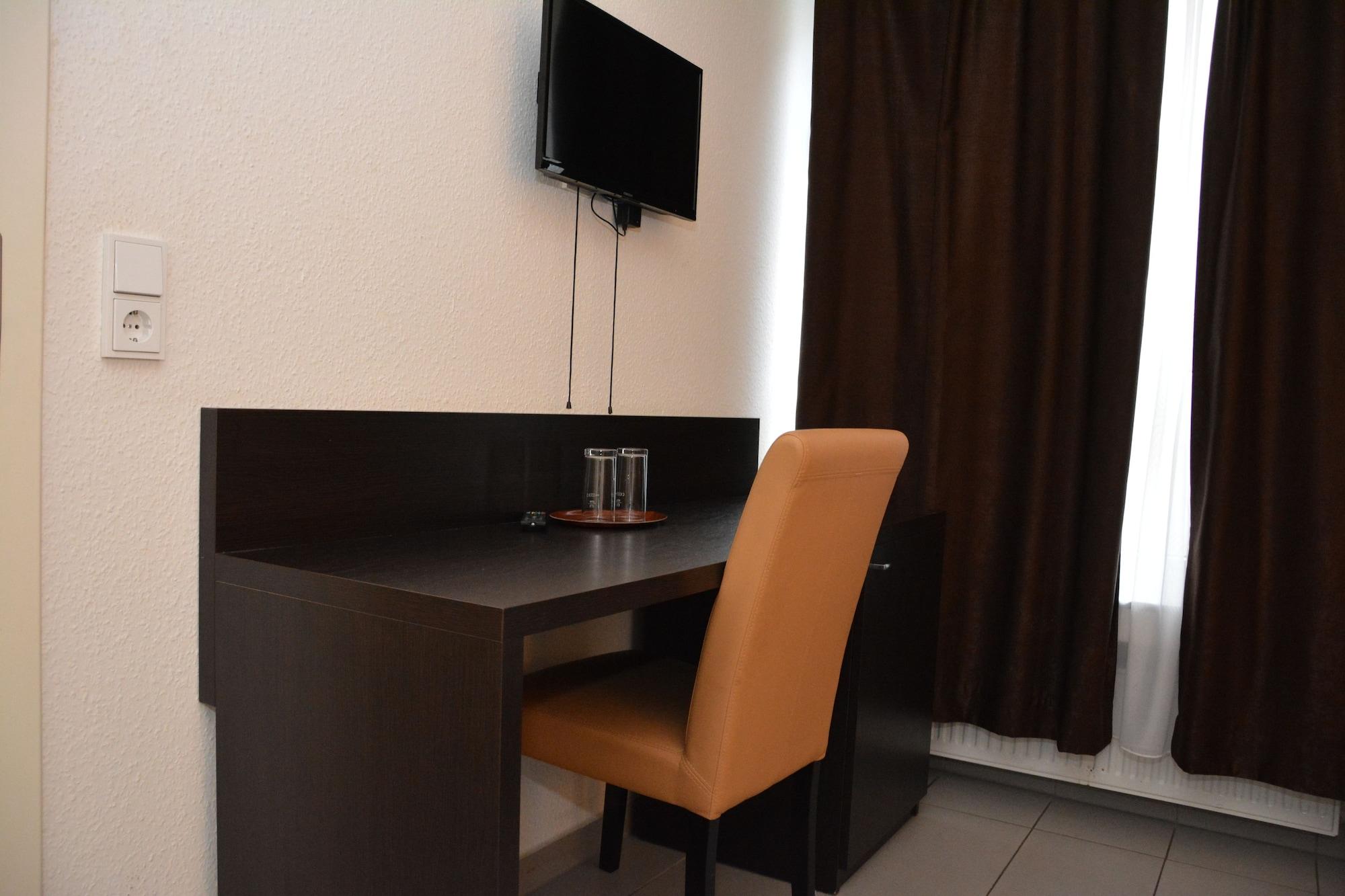 Mosel Hotel Frankfurt am Main Dış mekan fotoğraf